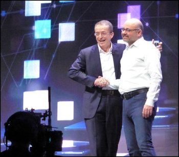 Pat Gesinger, CEO de VMware et Joe Beda, co-créateur de Kubernetes et Principal Engineer chez VMware.