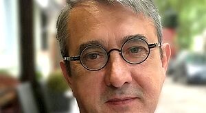 Philippe Loudenot, ex-FSSI des ministères sociaux : «Sécurité informatique dans la santé : on empile sans revoir les fondations»